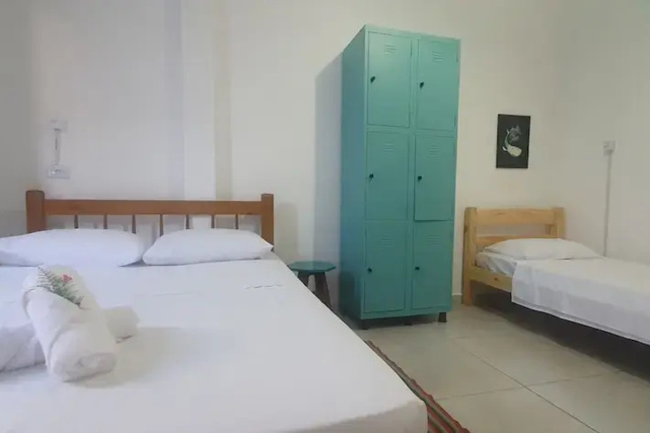 Room 6 of 26
