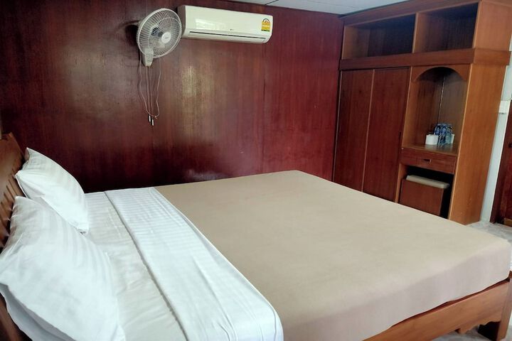 Room 7 of 59