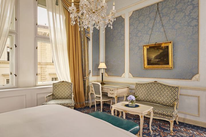 Room 47 of 238