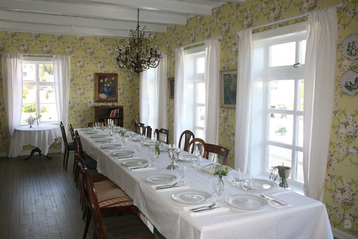 Restaurants