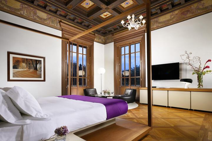 Room 49 of 110