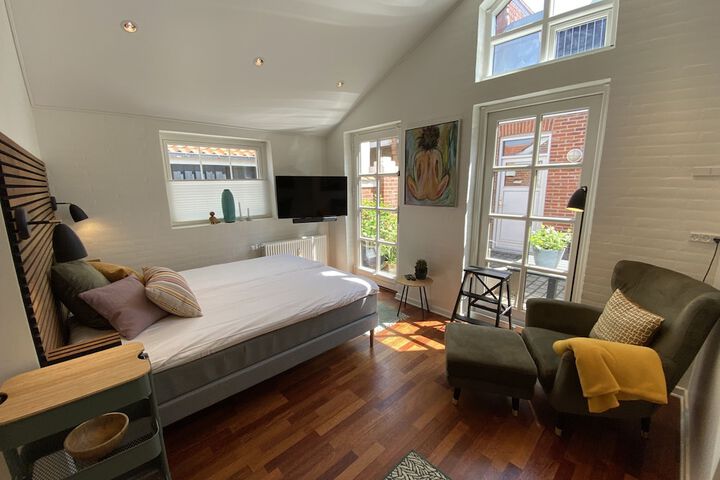 Room 10 of 61