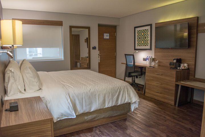 Room 17 of 61