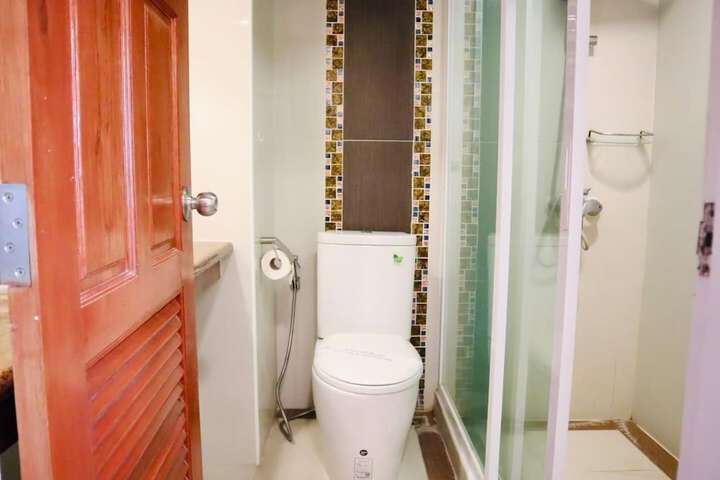Room 17 of 41