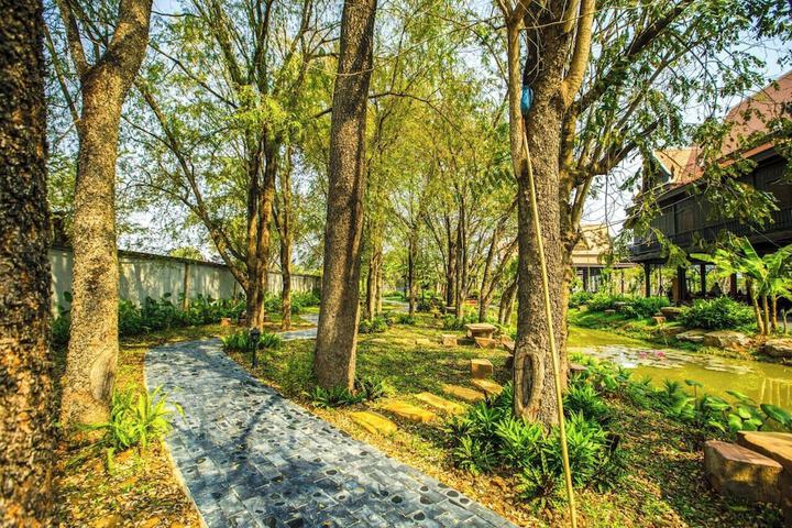 Property Grounds 29 of 40