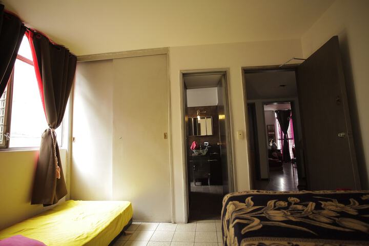 Room 68 of 80