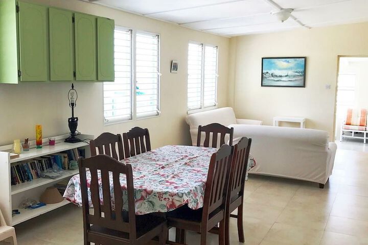 Room 11 of 24