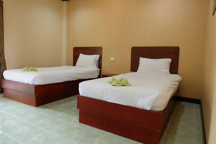 Room 9 of 49