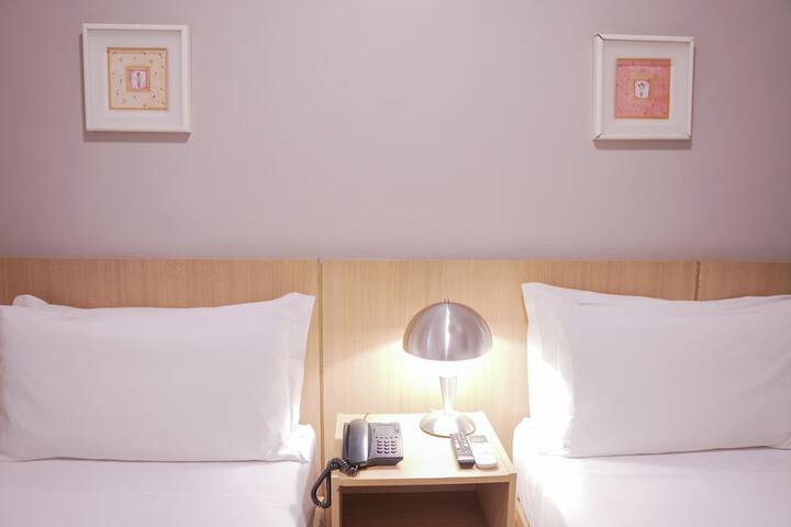 Room 20 of 84