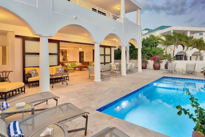 Pool 32 of 41