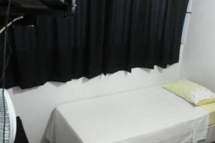 Room 4 of 28