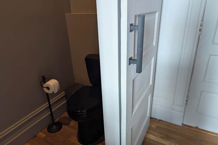Room 19 of 32