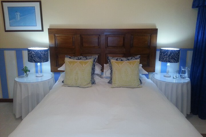 Room 18 of 53