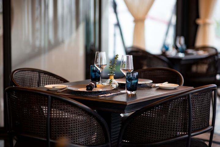 Dining 78 of 127
