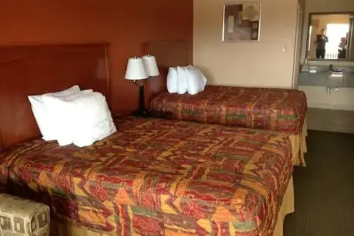 Room 3 of 11