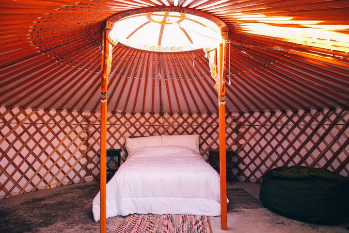 Room 4 of 35