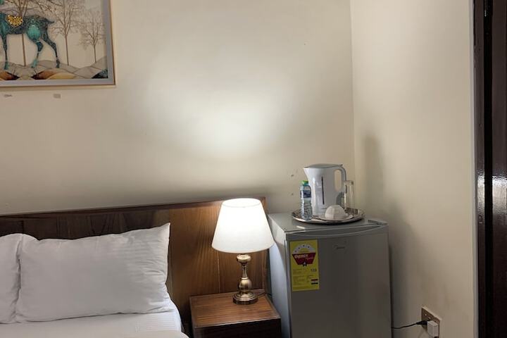 Room 12 of 44