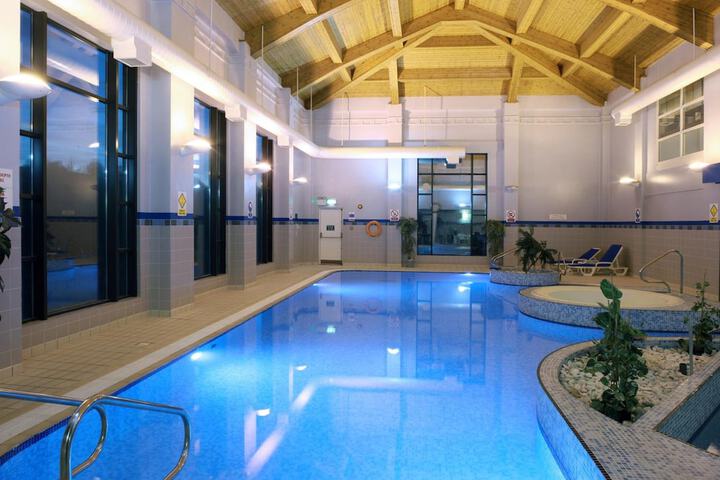 Pool 41 of 65