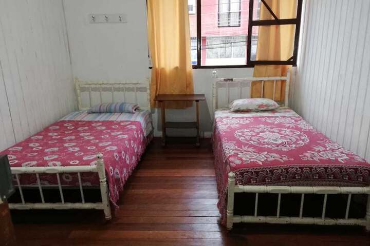 Room 3 of 46