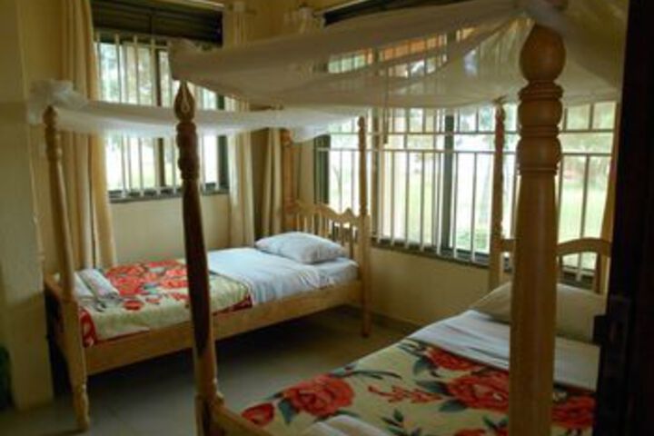 Room 9 of 22