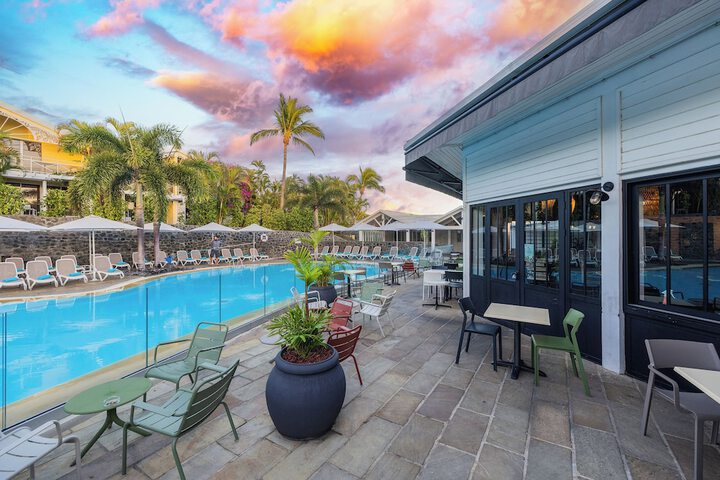 Pools & Facilities