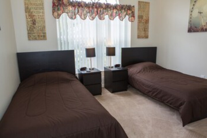 Room 15 of 19