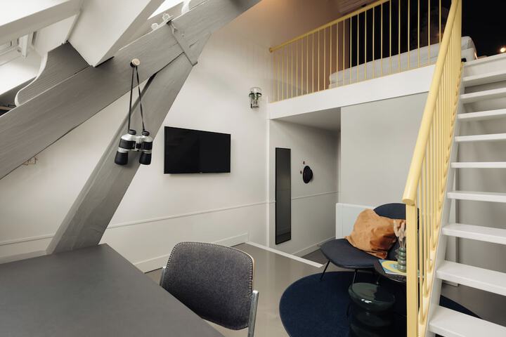 Room 8 of 58