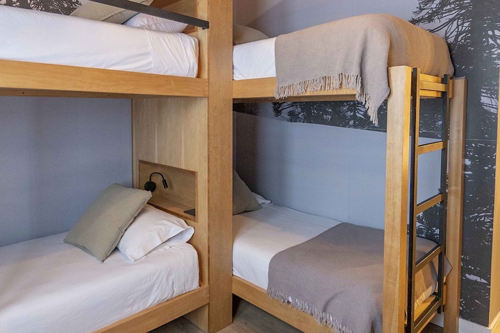 Room 45 of 80