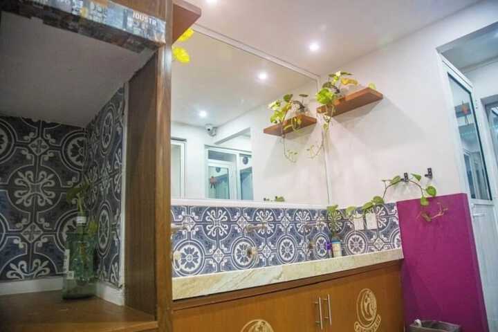 Room 40 of 52