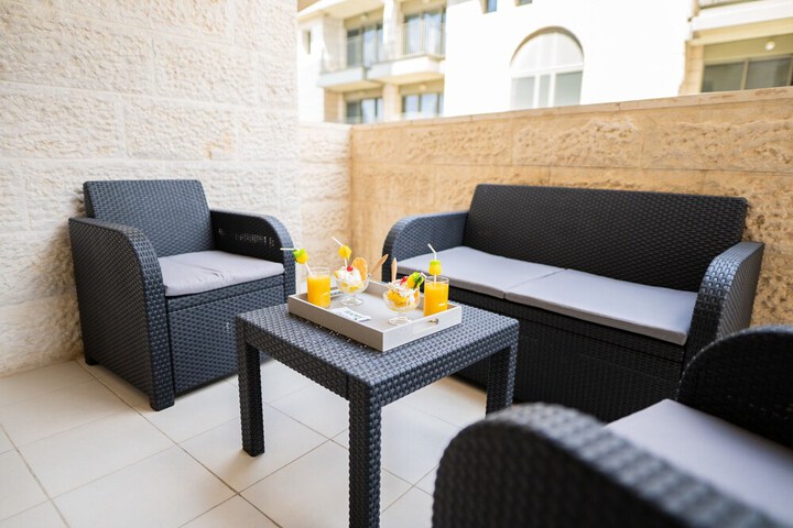 Terrace/Patio 68 of 91
