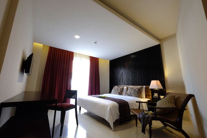 Room 12 of 57