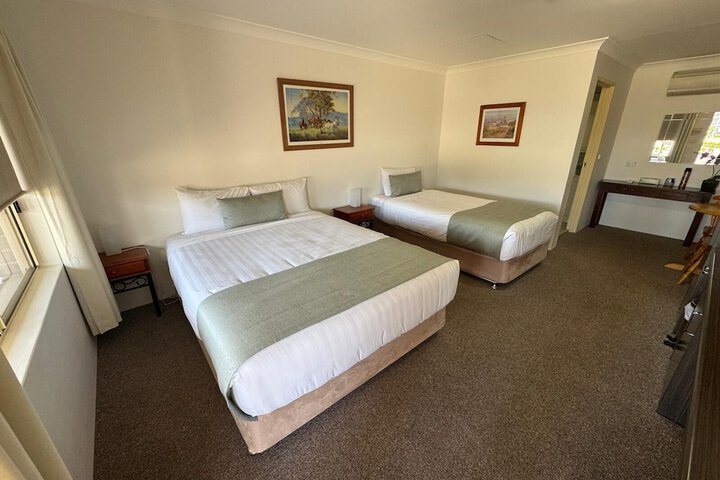 Room 3 of 26