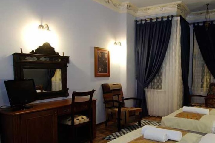 Room 26 of 50