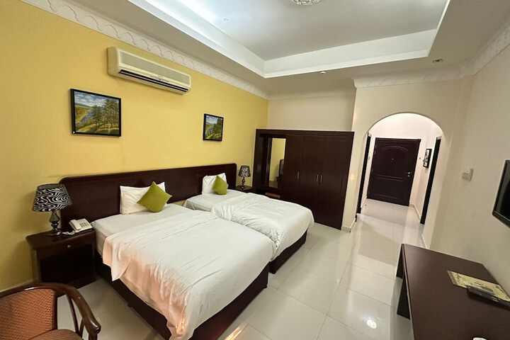 Room 5 of 30