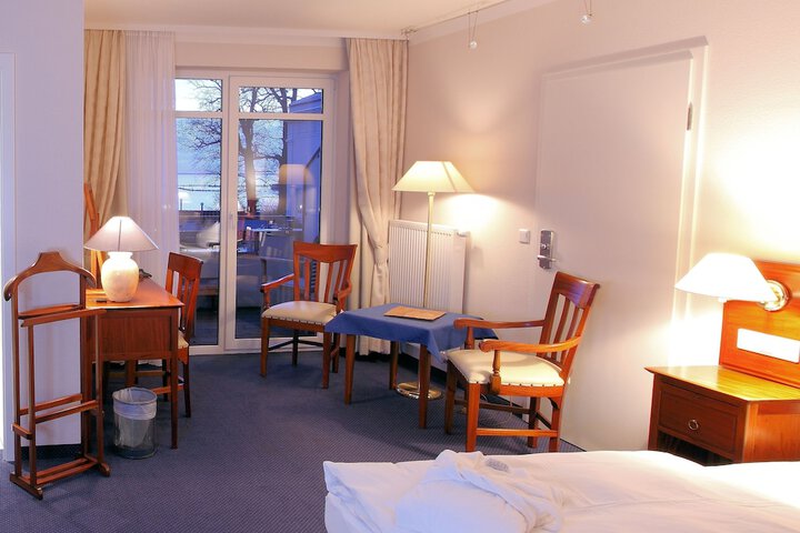 Room 5 of 52