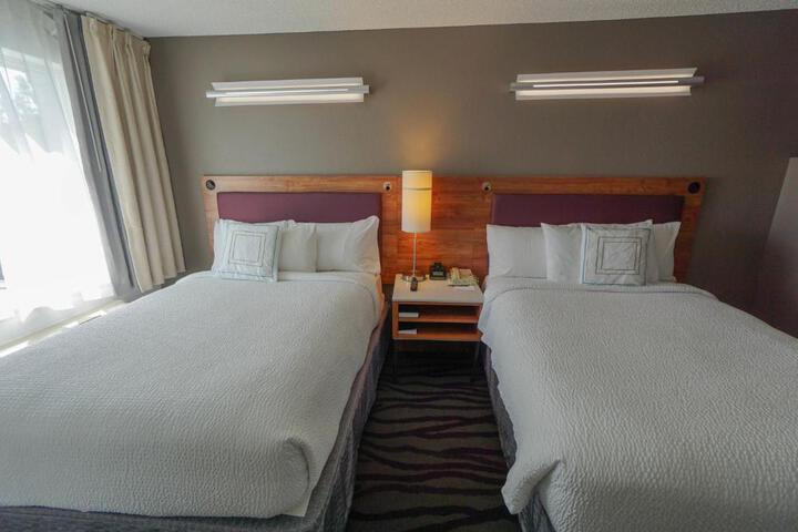 1 King Bed Suite (3 of 13)
