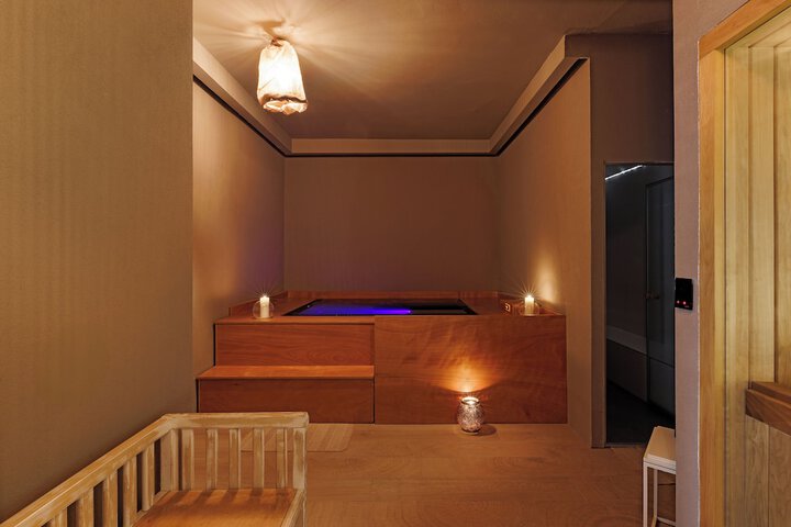 Spa 41 of 55
