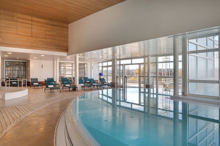 Pool 21 of 47