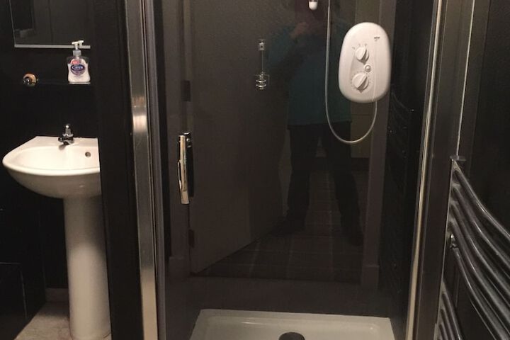 Room 6 of 21