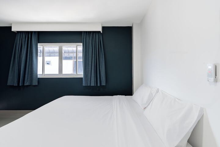 Room 11 of 45