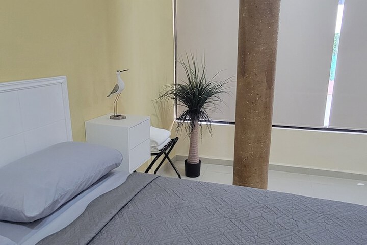 Room 53 of 140