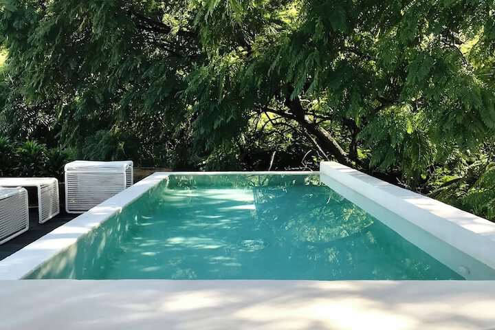 Pool 28 of 37