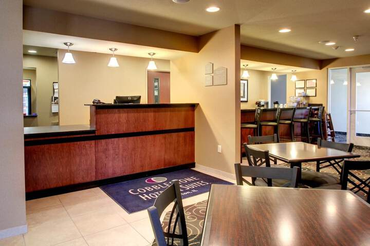 Guest Lobby