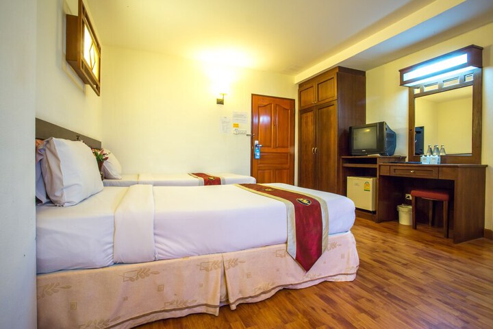 Room 10 of 79