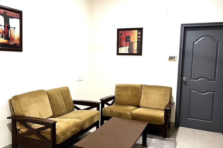 Room 54 of 66