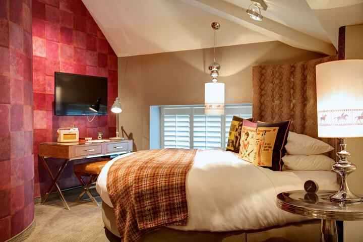 Room 12 of 89
