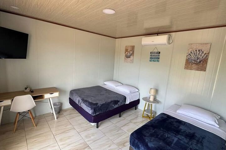 Room 28 of 29