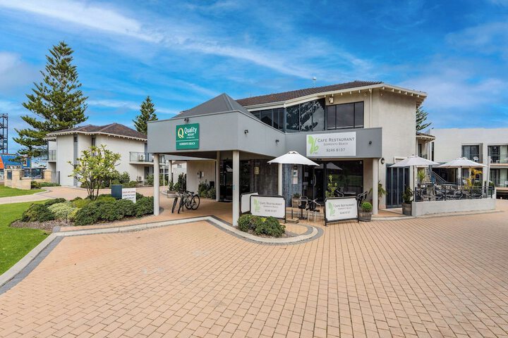 Hotel 90 of 95