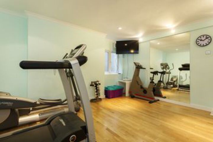 Health and Fitness 10 of 32