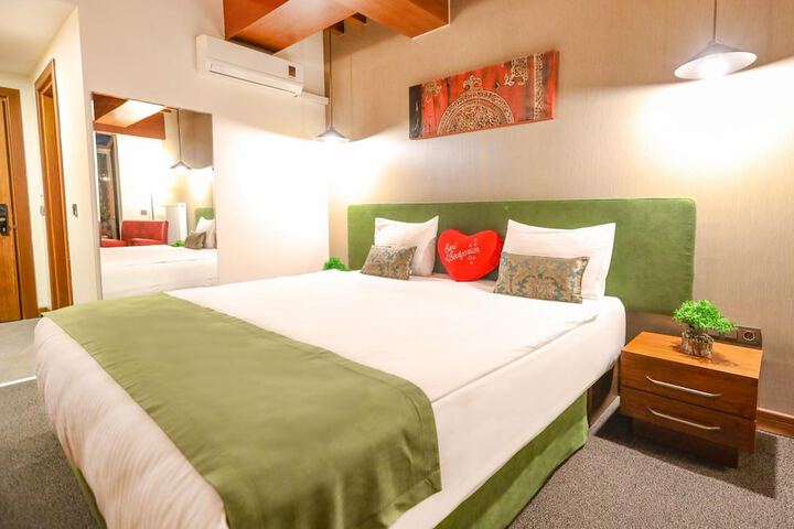 Room 15 of 58